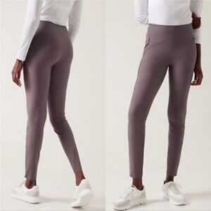 Athleta 4 Stellar Tight in Dusk Violet‎ Performance Tech Travel